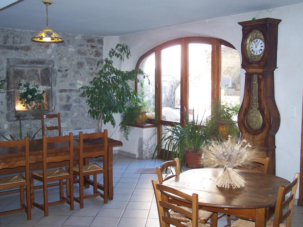 Chambres D'Hotes Les Clapas Chauzon ภายนอก รูปภาพ
